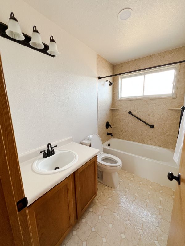 Top Bathroom Remodeling Companies in Midvale, UT